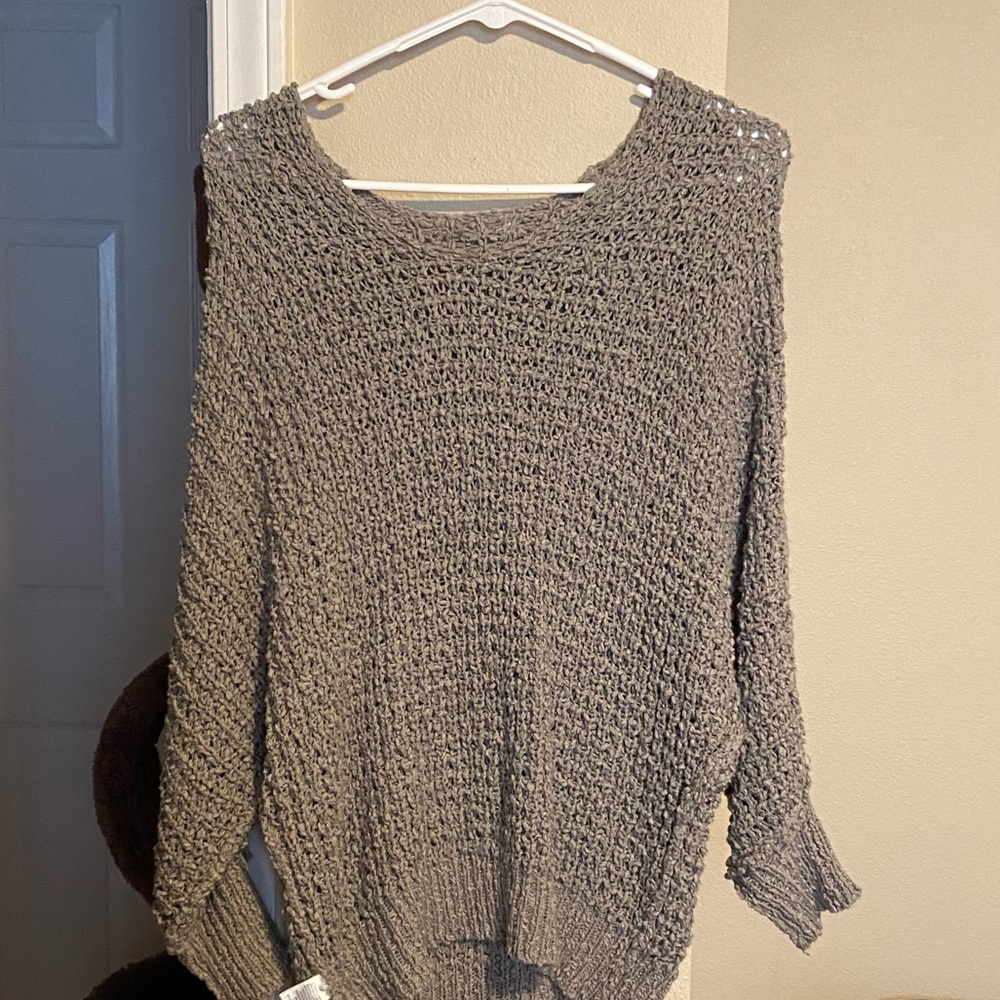 Altard state’s long sleeve sweater